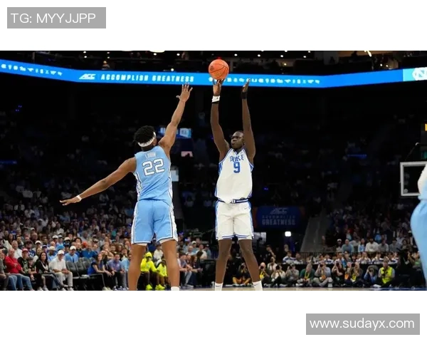 太阳新星马卢阿奇生涯首秀亮相4分钟拿1分1帽表现不俗 太阳新星马卢阿奇生涯首秀亮相4分钟拿1分1帽表现不俗